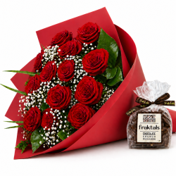 Roses & Chocolates for Mom