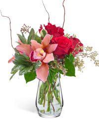 Simply Lovely Arrangement